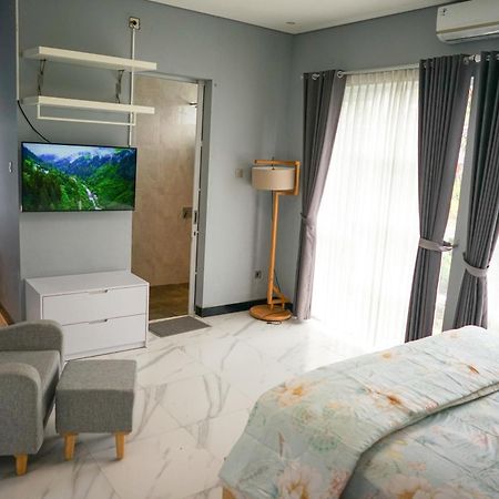 Villa Languket I Bedojo ภายนอก รูปภาพ
